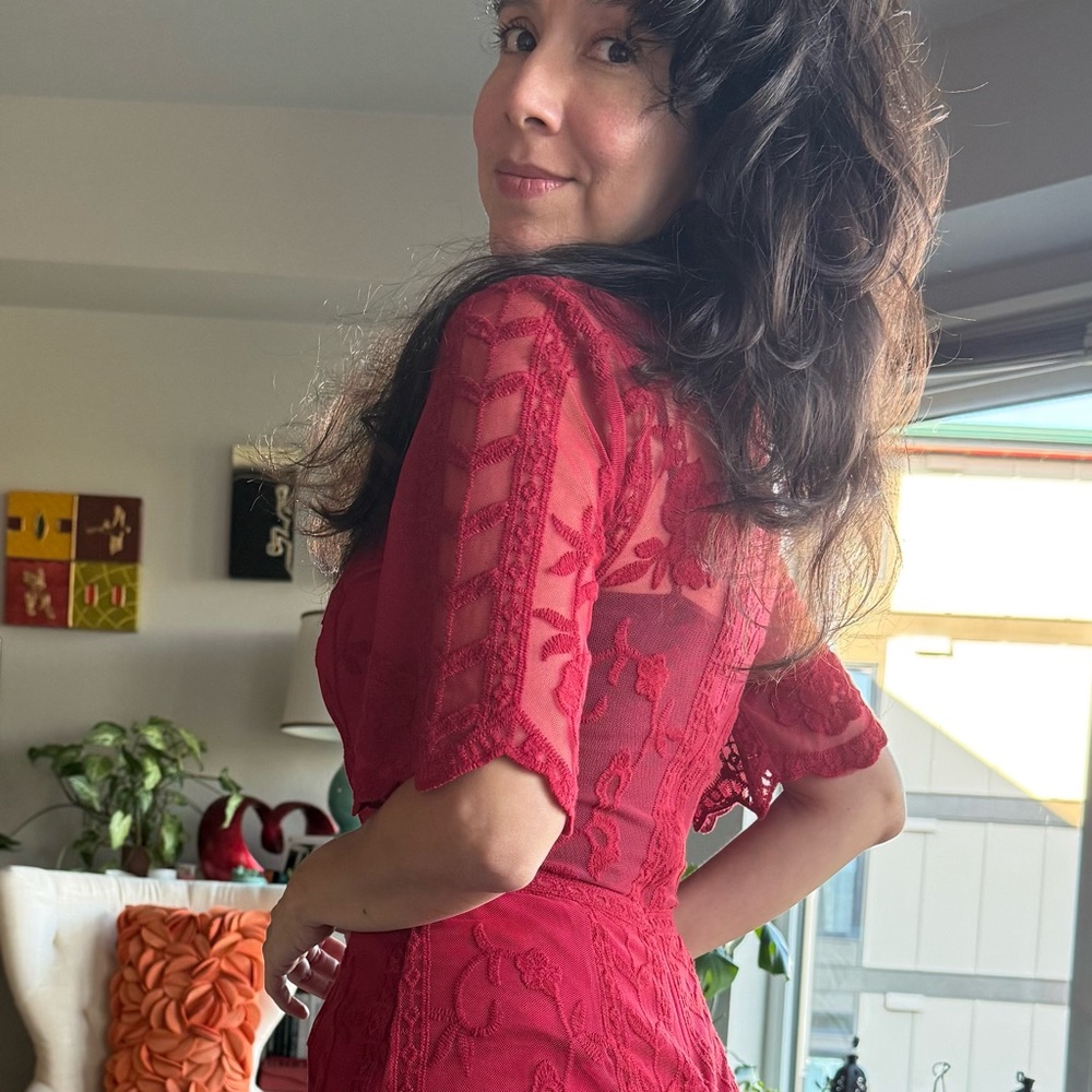 SOCIALITE Red Lace Romper Women’s Size XS Short Sleeve